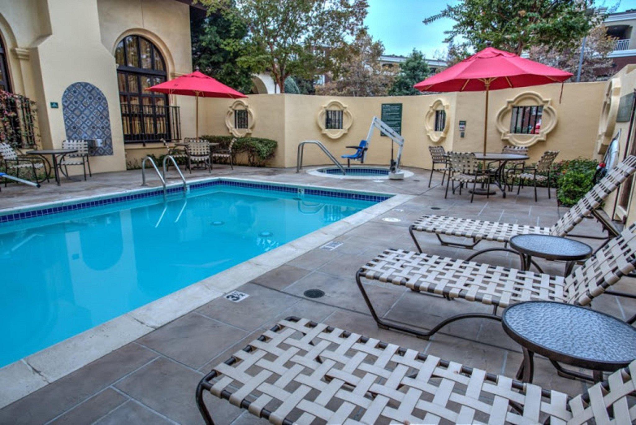 Hilton Garden Inn Cupertino Dış mekan fotoğraf