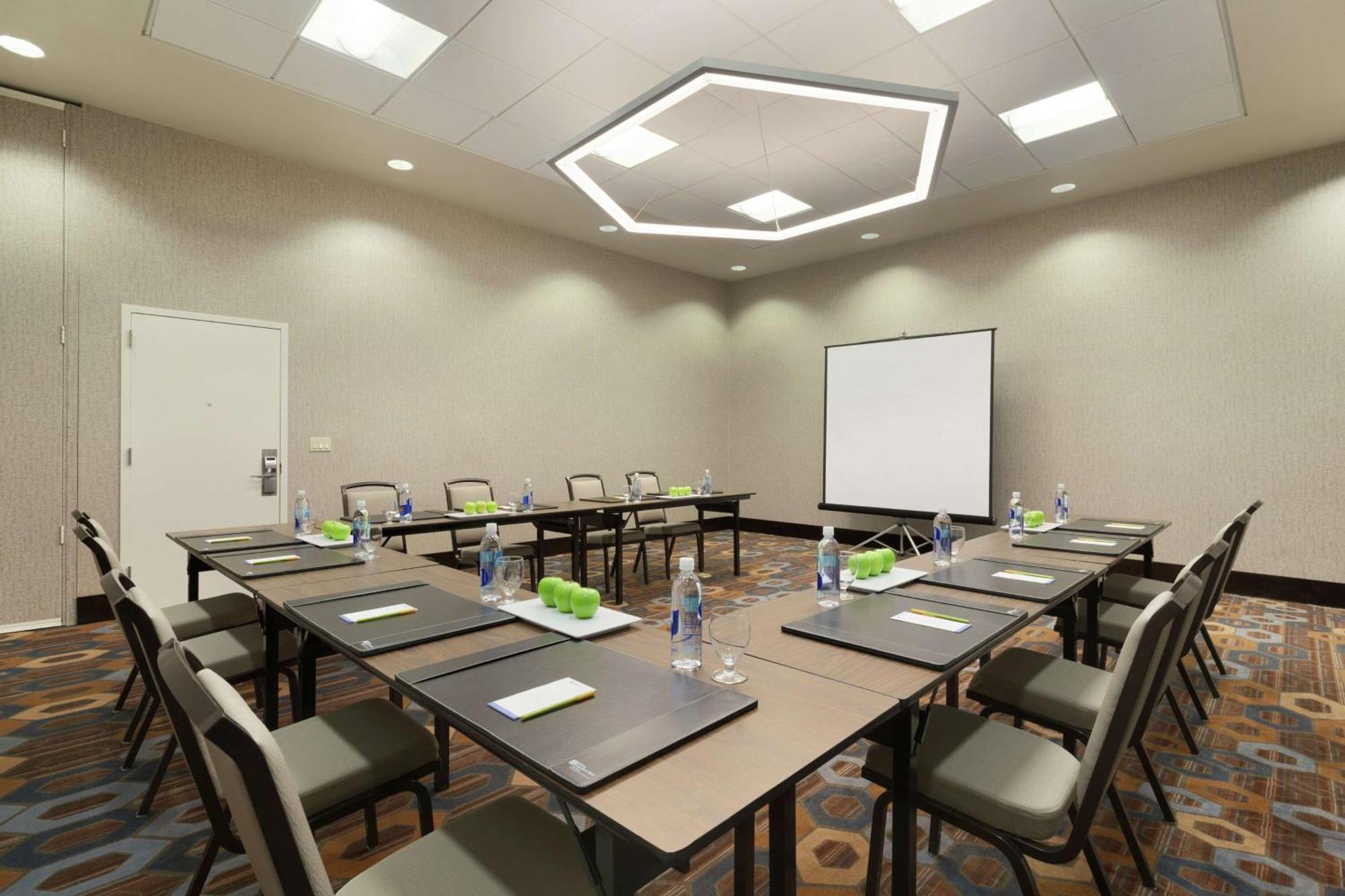 Hilton Garden Inn Cupertino Dış mekan fotoğraf