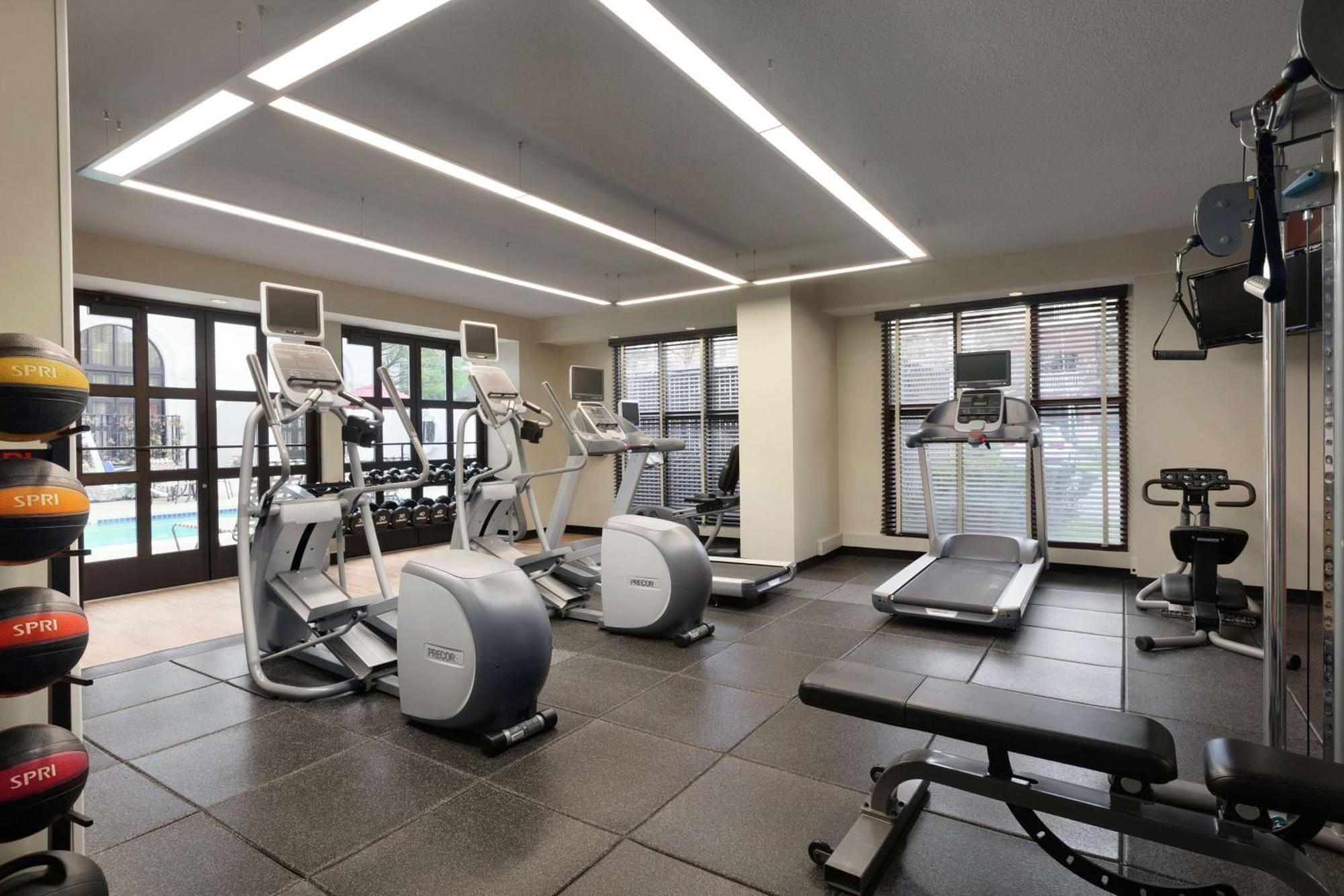 Hilton Garden Inn Cupertino Dış mekan fotoğraf